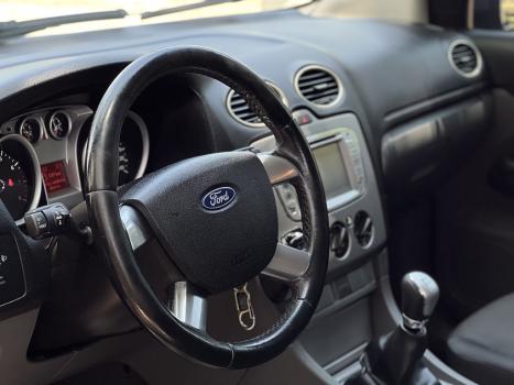 FORD Focus Hatch 1.6 4P, Foto 5