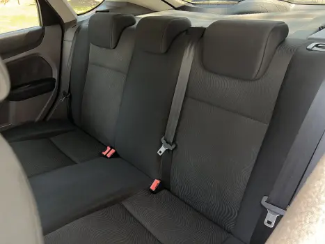 FORD Focus Hatch 1.6 4P, Foto 9