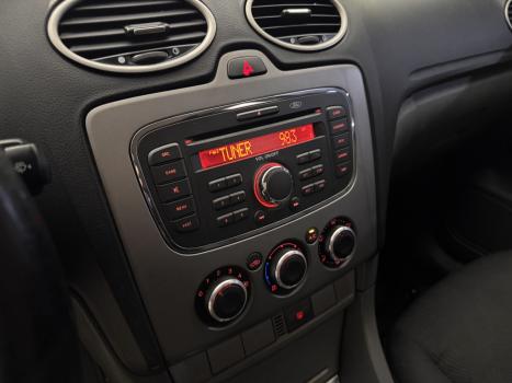 FORD Focus Hatch 1.6 4P GLX FLEX, Foto 9