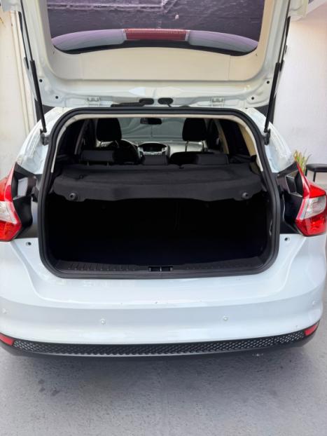 FORD Focus Hatch 1.6 16V 4P SE FLEX, Foto 8