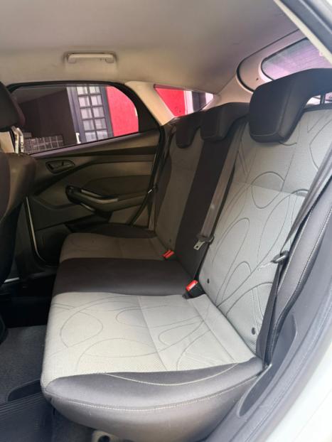 FORD Focus Hatch 1.6 16V 4P SE FLEX, Foto 9