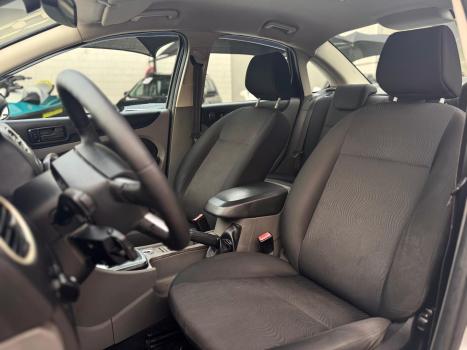 FORD Focus Hatch 2.0 16V 4P GLX FLEX AUTOM�TICO, Foto 9