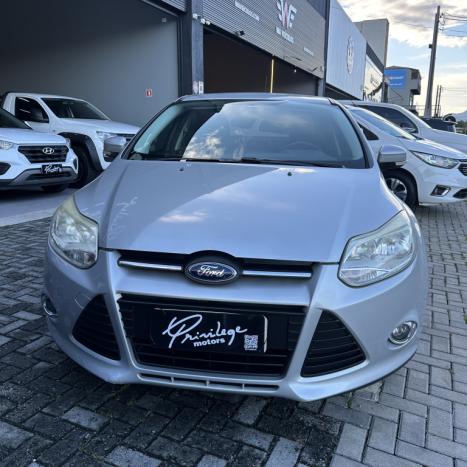 FORD Focus Sedan 1.6 4P, Foto 5