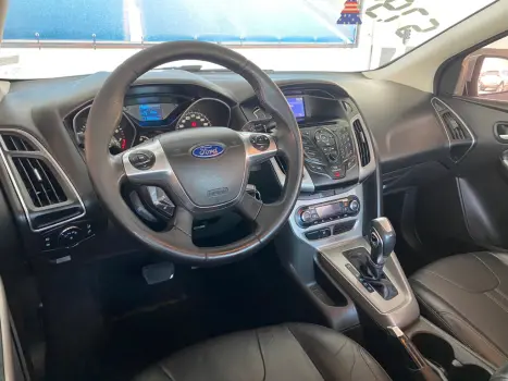 FORD Focus Sedan 2.0 16V 4P FLEX SE POWERSHIFT AUTOMTICO, Foto 6