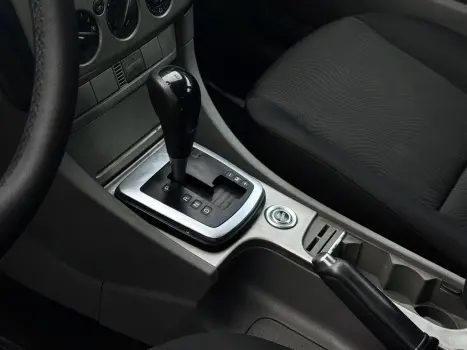 FORD Focus Sedan 2.0 16V 4P FC FLEX AUTOM�TICO, Foto 7