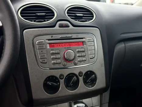 FORD Focus Sedan 2.0 16V 4P FC FLEX AUTOM�TICO, Foto 8