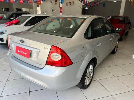 FORD Focus Sedan , Foto 4