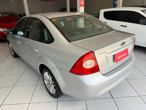 FORD Focus Sedan , Foto 6