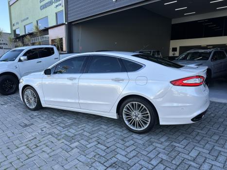 FORD Fusion 2.0 16V 4P ECOBOOST TURBO TITANIUM AWD AUTOMÁTICO, Foto 8 FORD Fusion 2.0 16V 4P ECOBOOST TURBO TITANIUM AWD AUTOMÁTICO, Foto 8