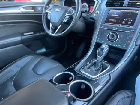 FORD Fusion 2.0 4P 16V TITANIUM AWD AUTOM�TICO, Foto 23