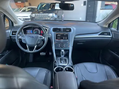 FORD Fusion 2.0 4P 16V TITANIUM AWD AUTOM�TICO, Foto 24