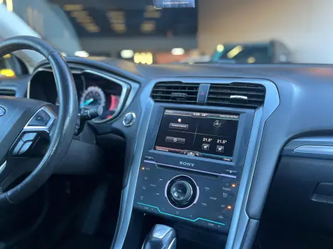 FORD Fusion 2.0 4P 16V TITANIUM AWD AUTOM�TICO, Foto 25