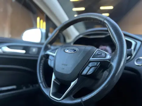 FORD Fusion 2.0 4P 16V TITANIUM AWD AUTOM�TICO, Foto 29