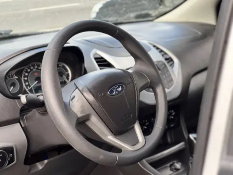FORD Ka Hatch 1.0 12V 4P FLEX TI-VCT SE PLUS, Foto 2