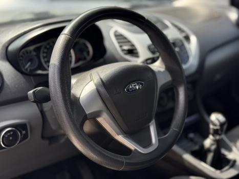 FORD Ka Hatch 1.0 12V 4P FLEX TI-VCT SE, Foto 2