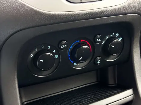 FORD Ka Hatch 1.0 12V 4P FLEX TI-VCT SE, Foto 12