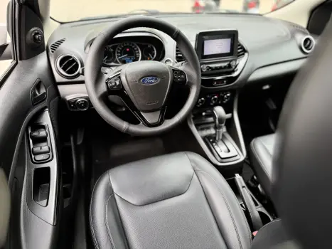 FORD Ka + Sedan 1.5 12V 4P FLEX TI-VCT TITANIUM AUTOM�TICO, Foto 2