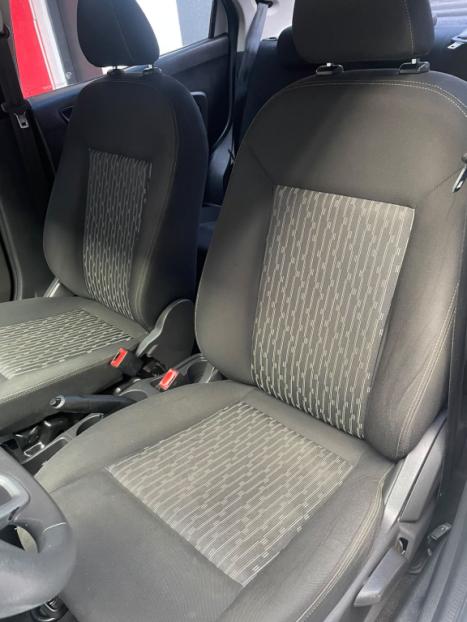 FORD Ka + Sedan 1.5 12V 4P FLEX TI-VCT SE AUTOM�TICO, Foto 6