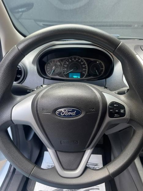 FORD Ka + Sedan 1.5 12V 4P FLEX TI-VCT SE AUTOM�TICO, Foto 10