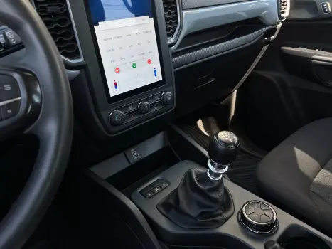 FORD Ranger 2.0 4P TURBO DIESEL BLACK CABINE DUPLA AUTOM�TICO, Foto 5