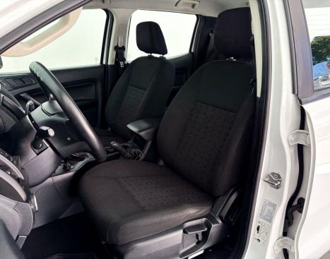 FORD Ranger 2.2 16V XLS DIESEL 4X4 CABINE DUPLA, Foto 18