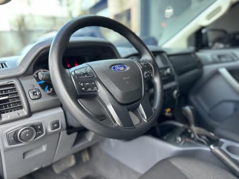 FORD Ranger 2.2 16V XLS DIESEL CABINE DUPLA AUTOM�TICO, Foto 2