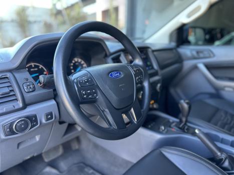 FORD Ranger 2.2 16V XLS DIESEL 4X4 CABINE DUPLA AUTOM�TICO, Foto 3