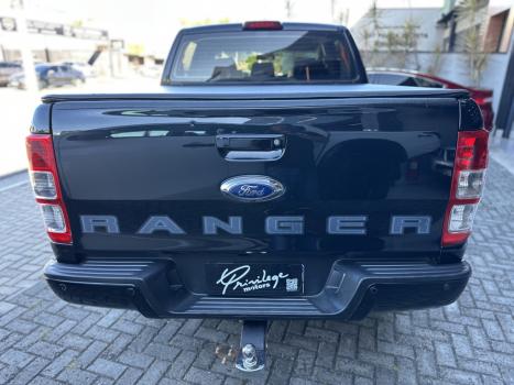 FORD Ranger 2.2 16V XLS DIESEL 4X4 CABINE DUPLA AUTOM�TICO, Foto 5