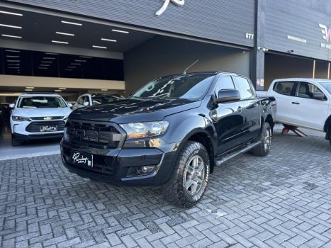 FORD Ranger 2.2 16V XLS DIESEL 4X4 CABINE DUPLA AUTOM�TICO, Foto 10