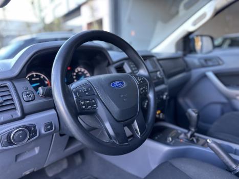 FORD Ranger 2.2 16V XLS DIESEL CABINE DUPLA AUTOMÁTICO, Foto 2