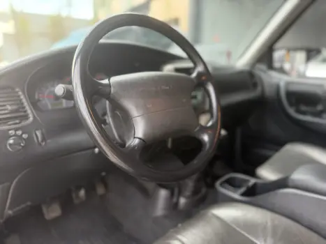 FORD Ranger 2.3 16V XLT CABINE DUPLA, Foto 2