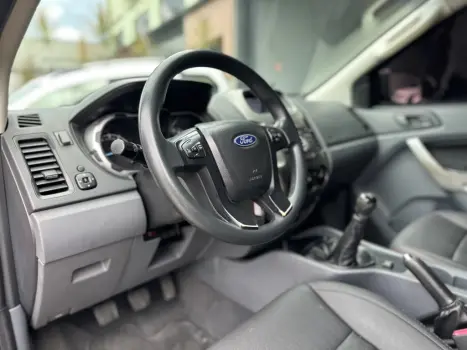 FORD Ranger 2.5 16V FLEX XLS CABINE DUPLA, Foto 2