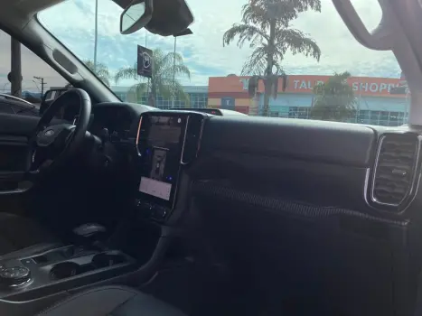FORD Ranger 3.0 V6 4X4 LIMITED PLUS TURBO DIESEL CABINE DUPLA AUTOM�TICO, Foto 8