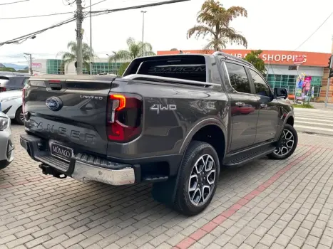 FORD Ranger 3.0 V6 4X4 LIMITED PLUS TURBO DIESEL CABINE DUPLA AUTOM�TICO, Foto 4