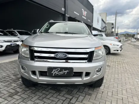 FORD Ranger 3.2 20V CABINE DUPLA 4X4 LIMITED TURBO DIESEL AUTOMTICO, Foto 4