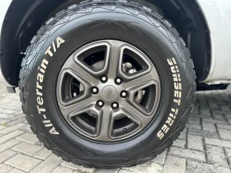 FORD Ranger 3.2 20V CABINE DUPLA 4X4 LIMITED TURBO DIESEL AUTOMTICO, Foto 6