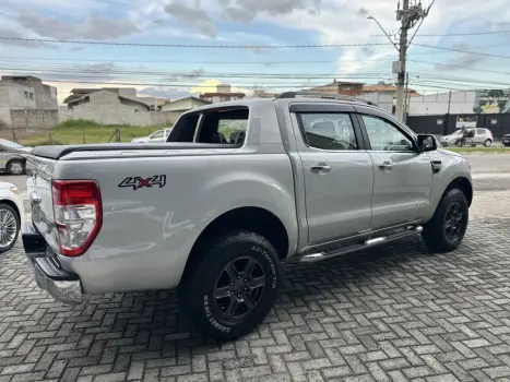 FORD Ranger 3.2 20V CABINE DUPLA 4X4 LIMITED TURBO DIESEL AUTOMTICO, Foto 10