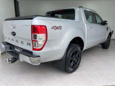 FORD Ranger 3.2 20V CABINE DUPLA 4X4 LIMITED TURBO DIESEL AUTOM�TICO, Foto 3