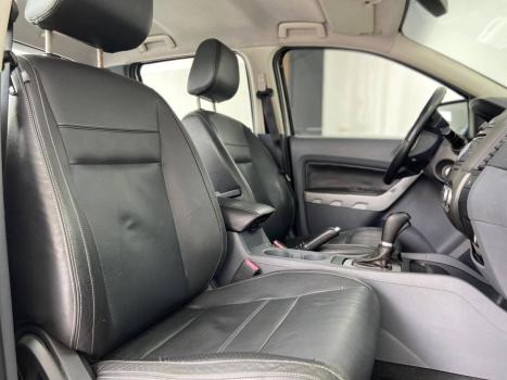 FORD Ranger 3.2 20V CABINE DUPLA 4X4 LIMITED TURBO DIESEL AUTOM�TICO, Foto 10