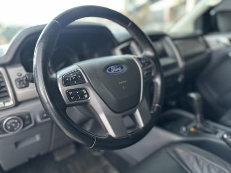 FORD Ranger 3.2 20V CABINE DUPLA 4X4 LIMITED TURBO DIESEL AUTOM�TICO, Foto 2