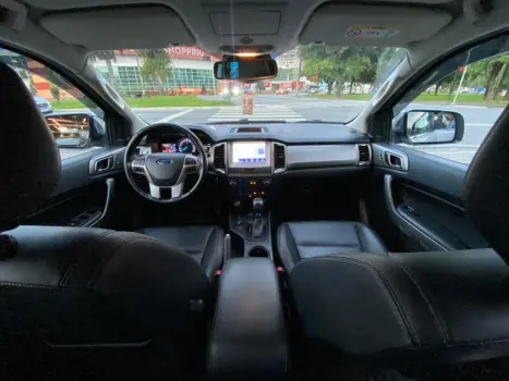 FORD Ranger 3.2 20V CABINE DUPLA 4X4 LIMITED TURBO DIESEL AUTOM�TICO, Foto 9