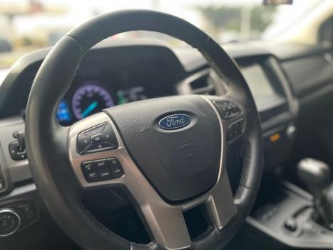 FORD Ranger 3.2 20V XLT 4X4 CABINE DUPLA TURBO DIESEL, Foto 3