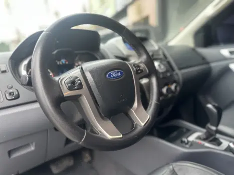 FORD Ranger 3.2 20V XLT 4X4 CABINE DUPLA TURBO DIESEL, Foto 2