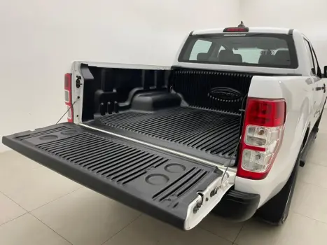 FORD Ranger 3.2 20V XL 4X4 CABINE DUPLA TURBO DIESEL AUTOM�TICO, Foto 7
