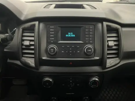 FORD Ranger 3.2 20V XL 4X4 CABINE DUPLA TURBO DIESEL AUTOM�TICO, Foto 16