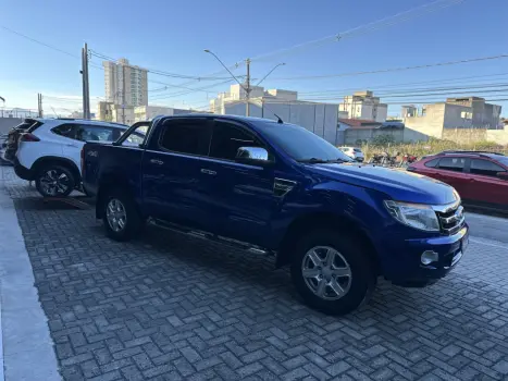 FORD Ranger 3.2 20V XLT 4X4 CABINE DUPLA TURBO DIESEL, Foto 8