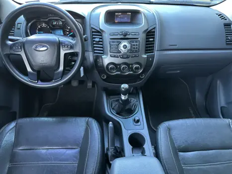 FORD Ranger 3.2 20V XLT 4X4 CABINE DUPLA TURBO DIESEL, Foto 10
