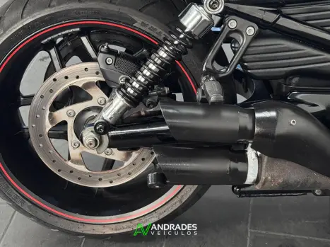 HARLEY DAVIDSON V-Rod 1250, Foto 6