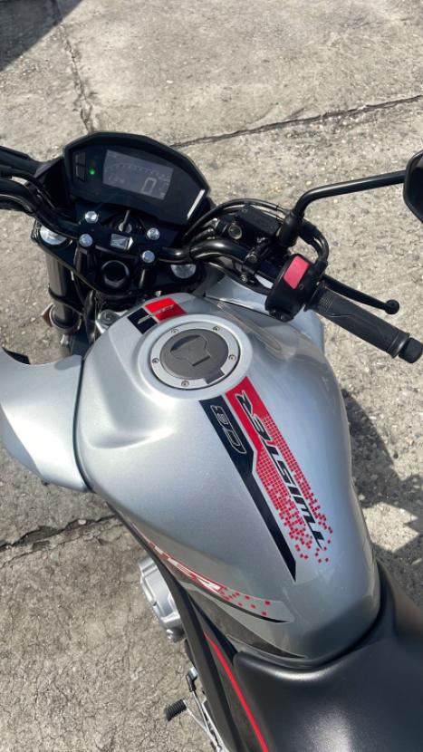 HONDA CB 250 F Twister FLEXONE, Foto 3