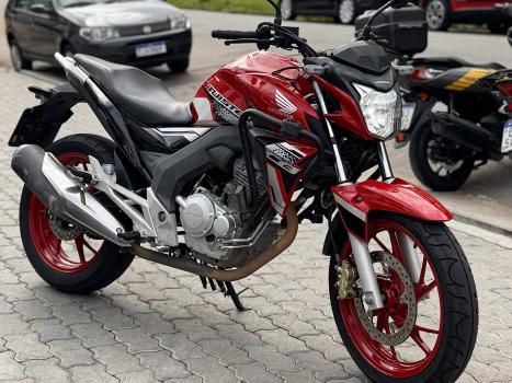 HONDA CB 250 F Twister , Foto 4